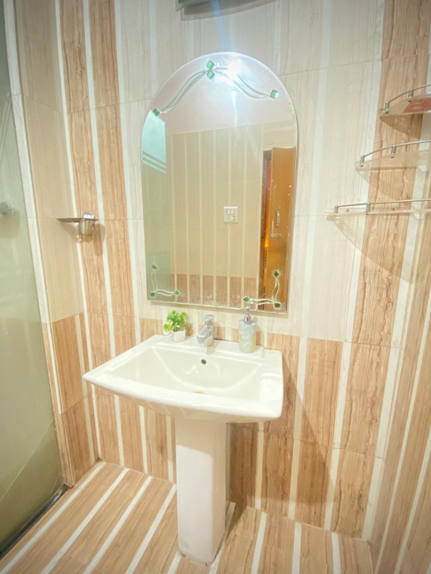 Rudra_Homestay Varanasi Eksteriør billede