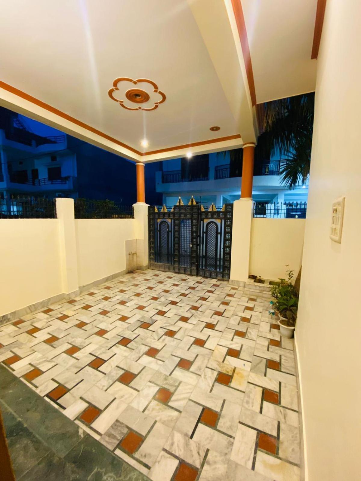 Rudra_Homestay Varanasi Eksteriør billede